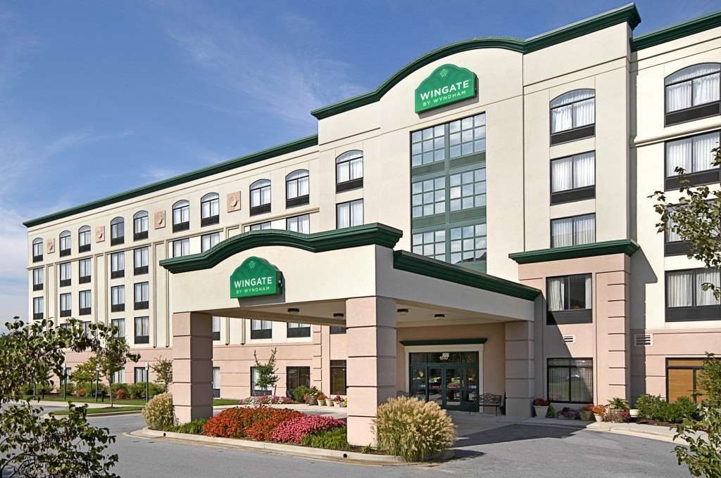 Wingate By Wyndham Altoona Downtown/Medical Center Hotel Exterior photo